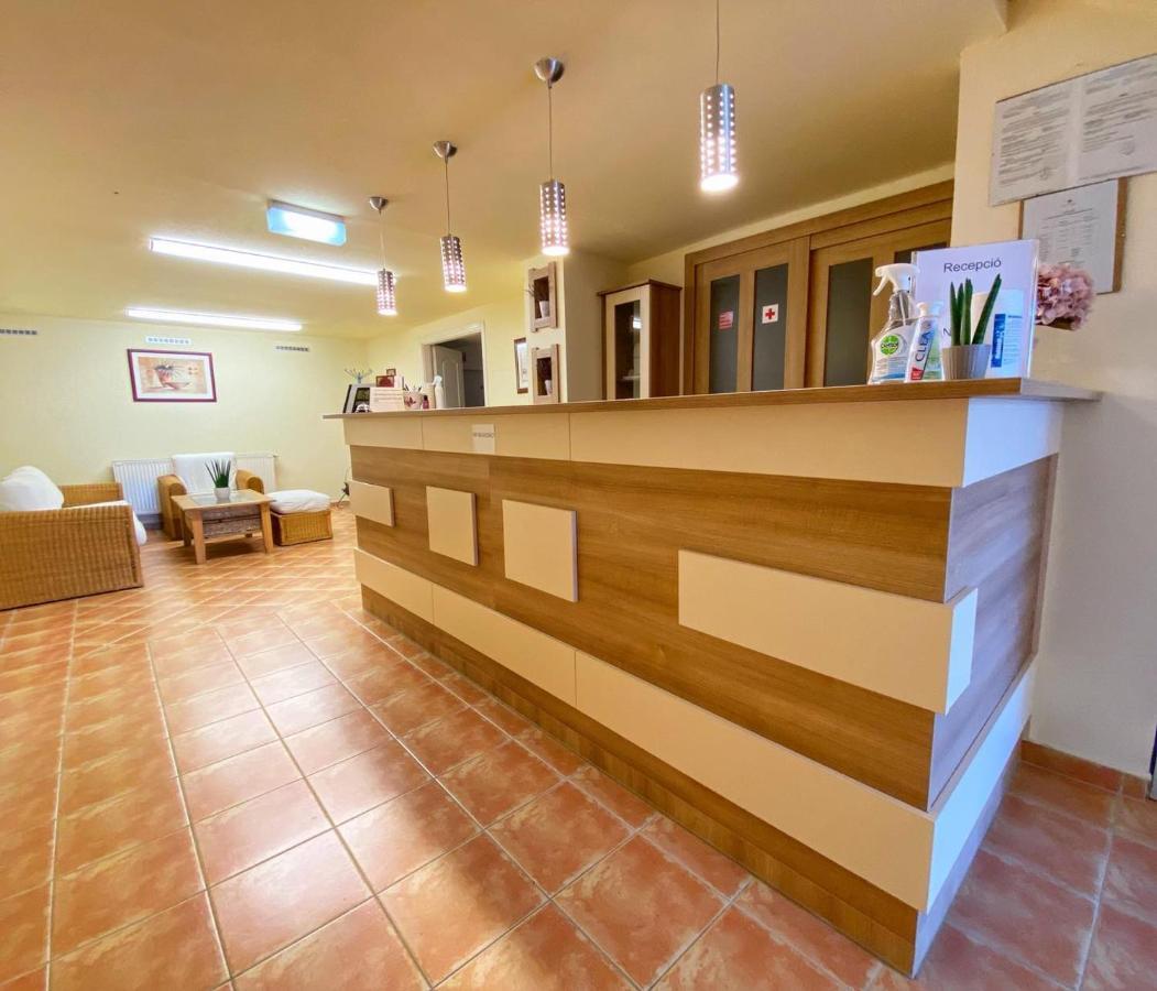 Hotel Magnolia بالاتونزيبيد المظهر الخارجي الصورة
